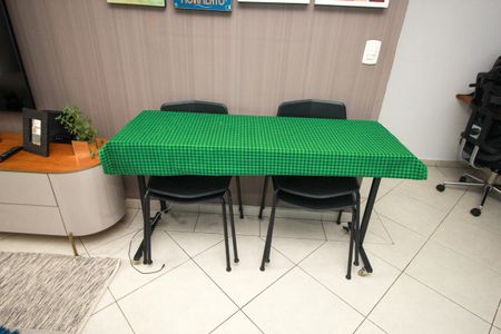 Apartamento à venda com 56m², 1 quarto e 1 vagaSala