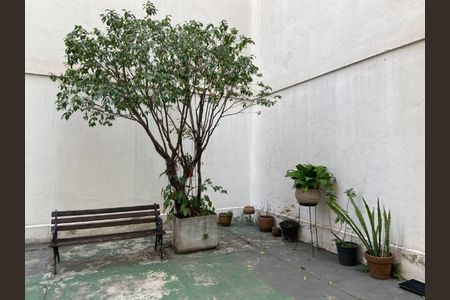 Apartamento à venda com 75m², 2 quartos e sem vaga