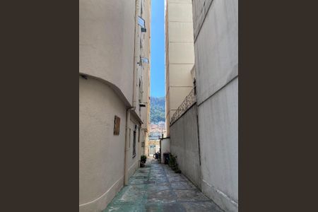 Apartamento à venda com 75m², 2 quartos e sem vaga