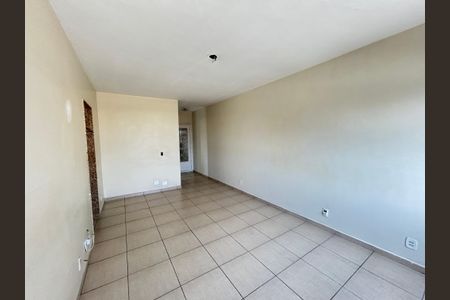 Sala de apartamento à venda com 3 quartos, 68m² em Quintino Bocaiúva, Rio de Janeiro