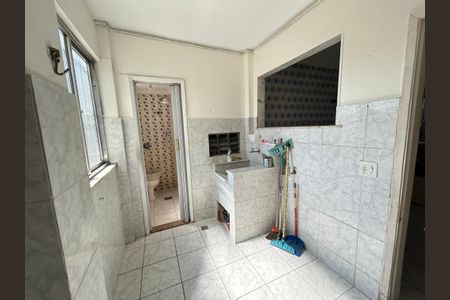 Apartamento à venda com 68m², 3 quartos e 1 vagaÁrea de Serviço