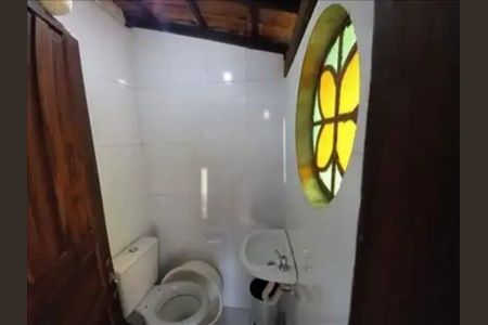 Casa à venda com 3 quartos, 384m² em Sagrada Família, Belo Horizonte