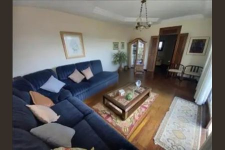 Casa à venda com 3 quartos, 384m² em Sagrada Família, Belo Horizonte