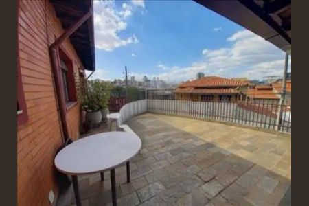 Casa à venda com 384m², 3 quartos e 2 vagas