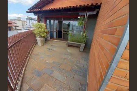Casa à venda com 384m², 3 quartos e 2 vagas