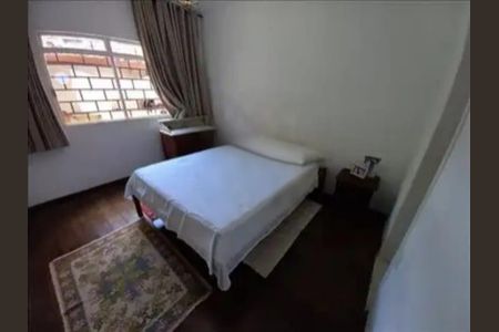 Casa à venda com 3 quartos, 384m² em Sagrada Família, Belo Horizonte