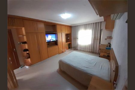 Casa à venda com 3 quartos, 262m² em Vila Aparecida s, São Paulo