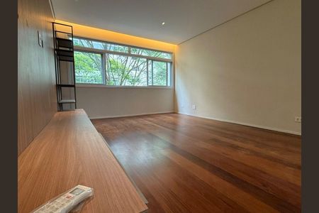 Apartamento à venda com 3 quartos, 145m² em Cerqueira César, São Paulo