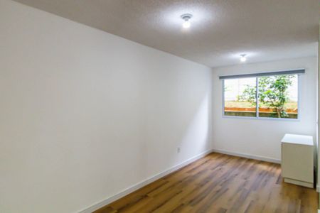 Sala de apartamento para alugar com 2 quartos, 50m² em Jardim Arpoador, São Paulo