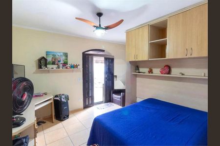 Casa à venda com 115m², 4 quartos e 2 vagas