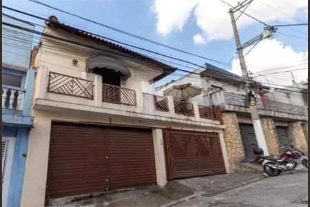 Casa à venda com 115m², 4 quartos e 2 vagas