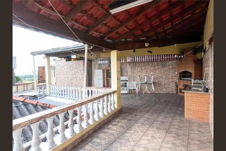 Casa à venda com 115m², 4 quartos e 2 vagas