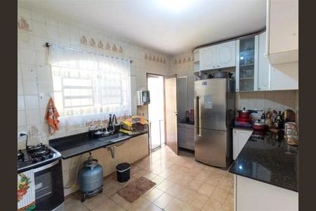 Casa à venda com 115m², 4 quartos e 2 vagas