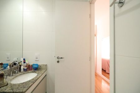 Apartamento à venda com 67m², 2 quartos e 1 vagaBanheiro da Suíte