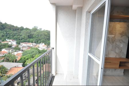 Sacada da Sala de apartamento para alugar com 2 quartos, 50m² em Vila Irmaos Arnoni, São Paulo