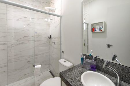 Casa à venda com 234m², 3 quartos e 1 vaga Casa à venda com 234m², 3 quartos e 1 vagaCasa 2 - Banheiro