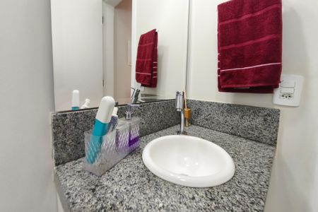 Casa à venda com 234m², 3 quartos e 1 vaga Casa à venda com 234m², 3 quartos e 1 vagaCasa 2 - Banheiro