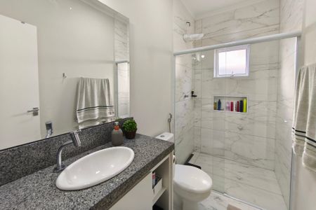 Casa à venda com 234m², 3 quartos e 1 vaga Casa à venda com 234m², 3 quartos e 1 vagaBanheiro Social