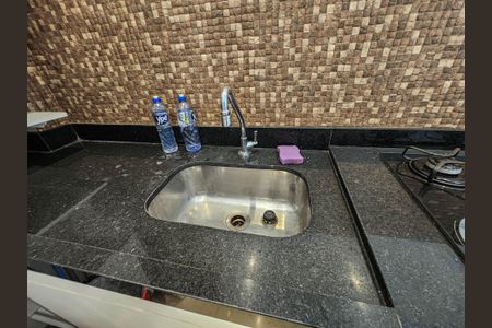 Apartamento para alugar com 78m², 2 quartos e 1 vaga Apartamento para alugar com 78m², 2 quartos e 1 vagaCozinha e Área de Serviço