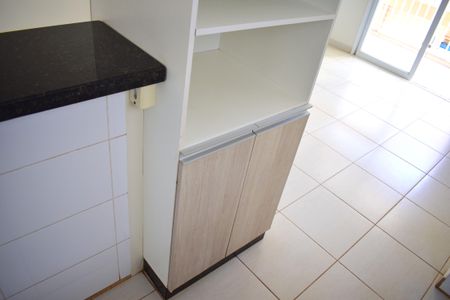 Apartamento para alugar com 51m², 1 quarto e 1 vagaCozinha - Armários