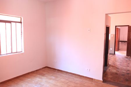 Sala de casa para alugar com 3 quartos, 220m² em Setor Crimeia Oeste, Goiânia
