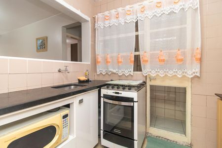 Cozinha de apartamento para alugar com 1 quarto, 49m² em Centro Histórico, Porto Alegre