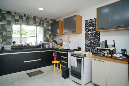 Cozinha de casa para alugar com 2 quartos, 80m² em Itaipu, Niterói