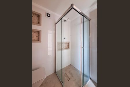 Banheiro de apartamento para alugar com 2 quartos, 113m² em Chora Menino, São Paulo