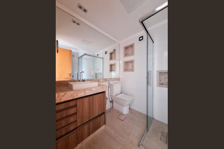 Banheiro de apartamento para alugar com 2 quartos, 113m² em Chora Menino, São Paulo