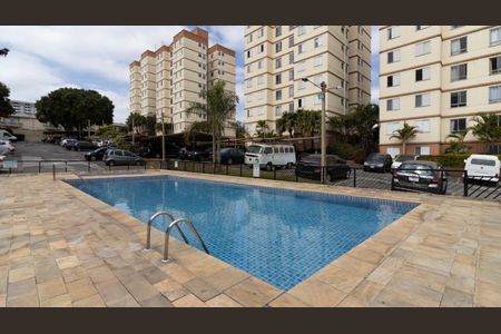 Apartamento para alugar com 41m², 2 quartos e 1 vagaÁrea comum - Piscina