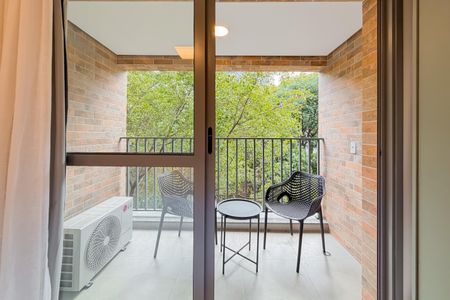 Varanda de kitnet/studio para alugar com 1 quarto, 24m² em Chácara Klabin, São Paulo