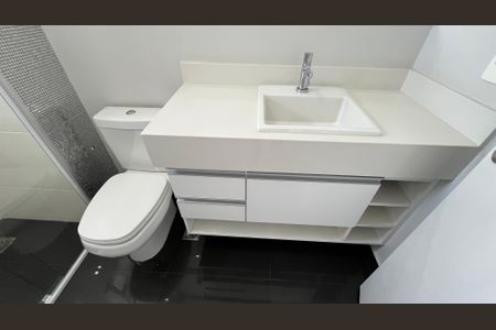 Apartamento à venda com 125m², 3 quartos e 2 vagasBanheiro da Suíte 1