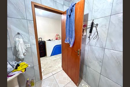 Casa para alugar com 60m², 2 quartos e 1 vagaBanheiro 