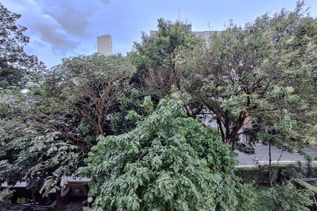 Apartamento à venda com 176m², 3 quartos e 3 vagasVista da Suíte 1