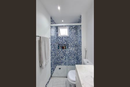 Apartamento à venda com 176m², 3 quartos e 3 vagasBanheiro da Suíte 2