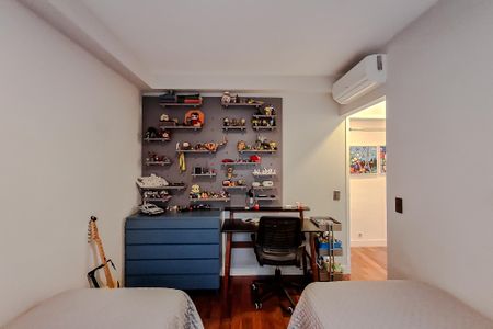 Apartamento à venda com 176m², 3 quartos e 3 vagasQuarto 3 - Suíte