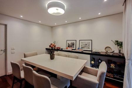 Apartamento à venda com 176m², 3 quartos e 3 vagasSala