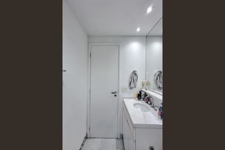 Apartamento à venda com 176m², 3 quartos e 3 vagasBanheiro da Suíte 3