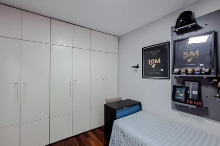 Apartamento à venda com 176m², 3 quartos e 3 vagasQuarto 2 - Suíte