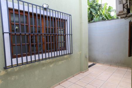 Casa para alugar com 140m², 4 quartos e 2 vagasQuintal
