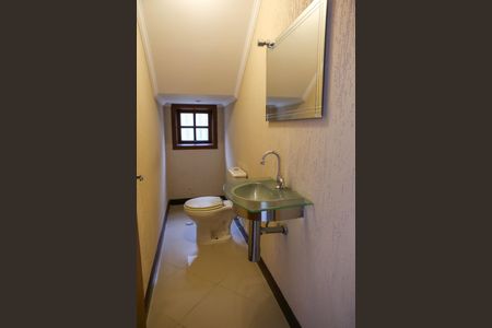 Casa para alugar com 140m², 4 quartos e 2 vagasLavabo