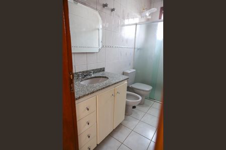 Casa para alugar com 140m², 4 quartos e 2 vagasBanheiro