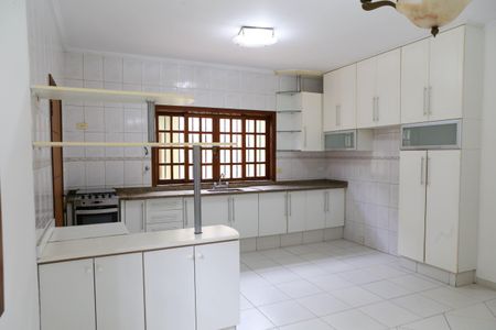 Casa para alugar com 140m², 4 quartos e 2 vagasCozinha