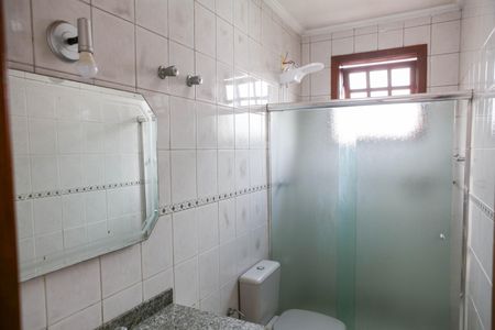 Casa para alugar com 140m², 4 quartos e 2 vagasBanheiro