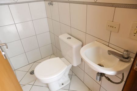 Casa para alugar com 140m², 4 quartos e 2 vagasEdícula - Banheiro