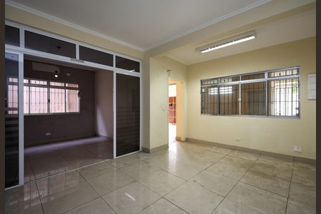 Sala de casa para alugar com 2 quartos, 430m² em Vila Nova das Belezas, São Paulo