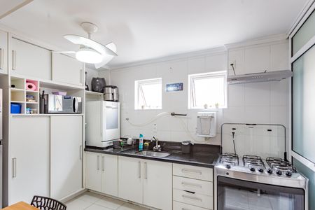 Apartamento à venda com 67m², 2 quartos e 1 vagaCozinha