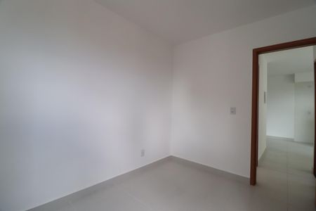 Quarto 2 - Suíte de apartamento para alugar com 2 quartos, 52m² em Laranjeiras, Uberlândia