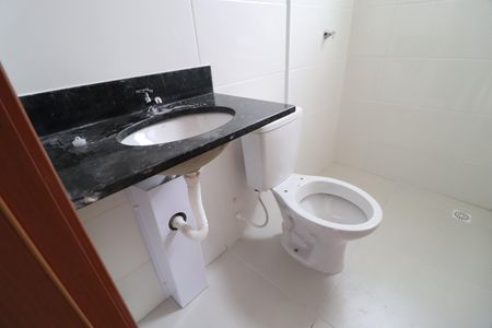 Apartamento para alugar com 52m², 2 quartos e sem vagaBanheiro do Quarto 2
