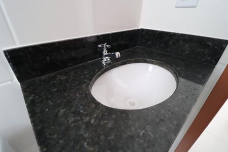 Apartamento para alugar com 52m², 2 quartos e sem vagaBanheiro Social